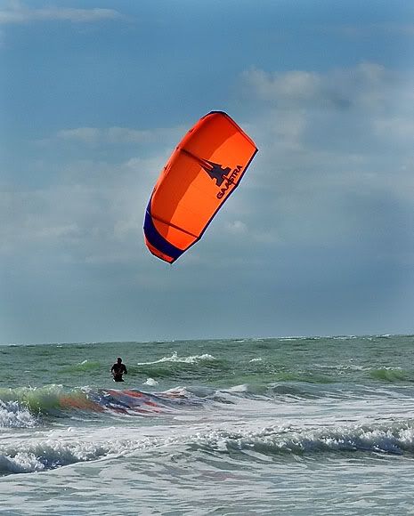 30daychallengekitesurfer.jpg