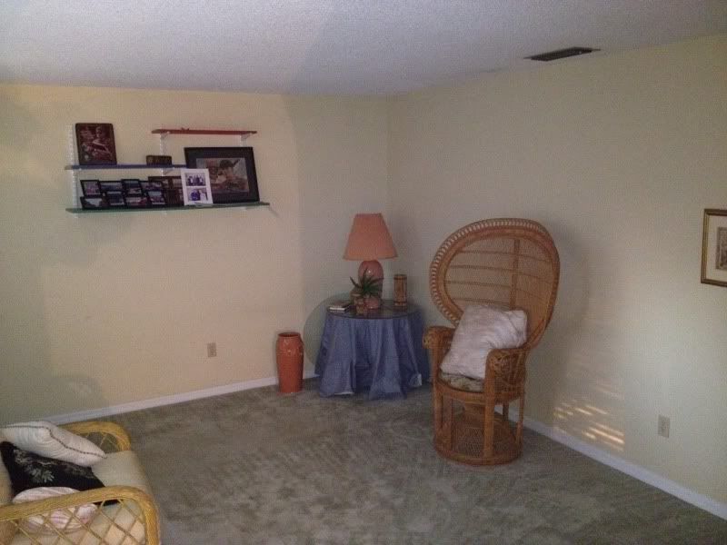 familyroom.jpg