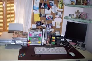 desk004-1.jpg