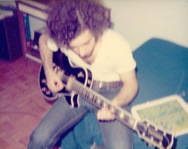 Chris Sorrenti Playing Les Paul Imitation circa 1976 (Ottawa, Canada)