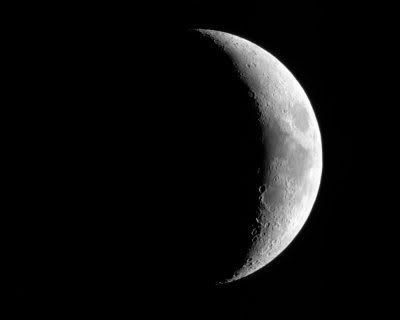  photo moon2RED.jpg