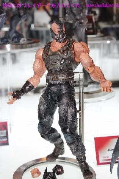 Dark-Knight-Rises-Play-Arts-Kai-Bane_1348207224_zps16ede2b6.jpg