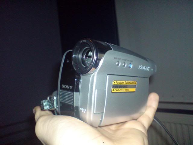 Handycam1.jpg