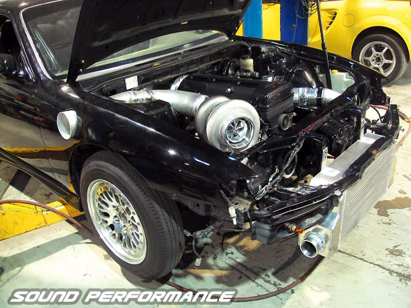 http://i52.photobucket.com/albums/g24/prelude760/Sound%20Performance/Sijin%20Lambo%20Killer/DSC09674_chopped.jpg