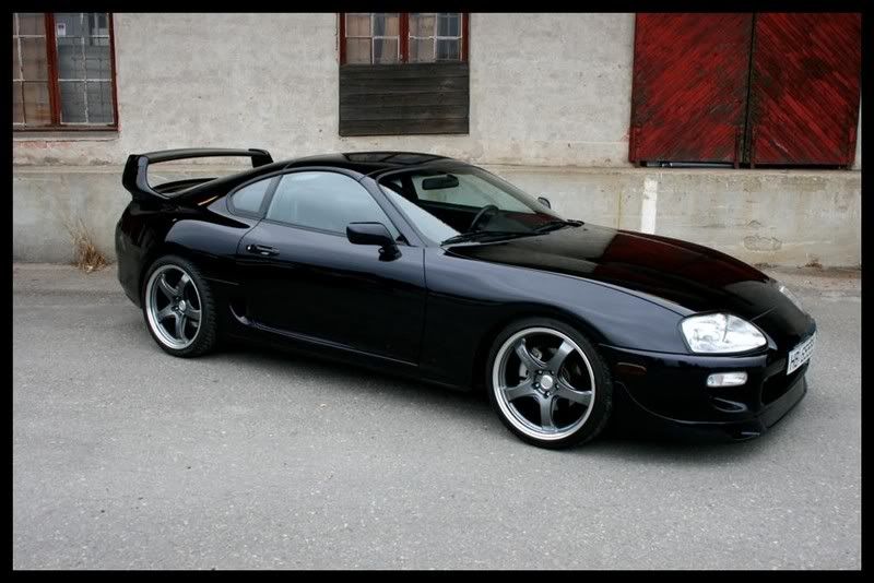 IMAGE: http://i52.photobucket.com/albums/g27/Stiansen/15%20Are%20og%20Elin/IMG_0560.jpg