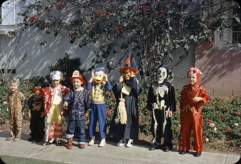 [Image: 1959-Halloween-07.jpg]