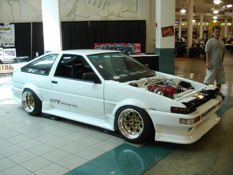 http://i52.photobucket.com/albums/g3/lumbabman/AE864.jpg