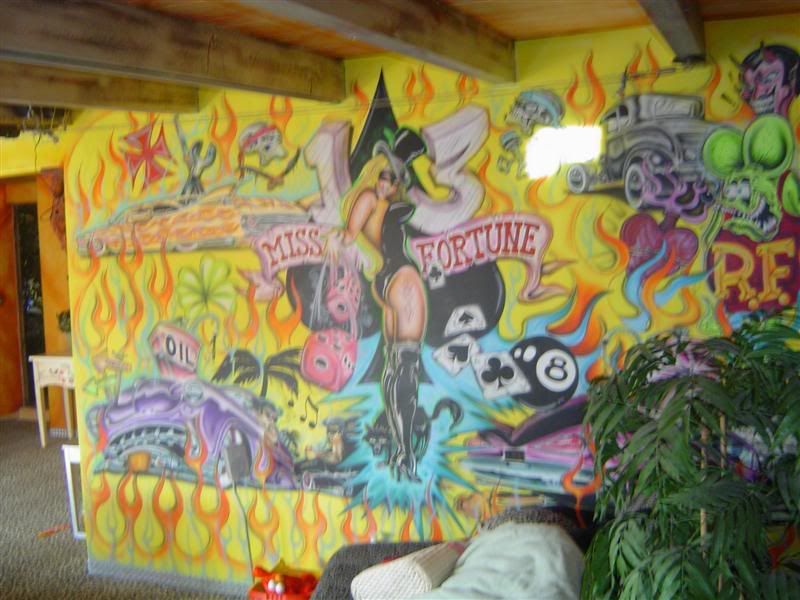 Image may have been reduced in size. Click image to view fullscreen.