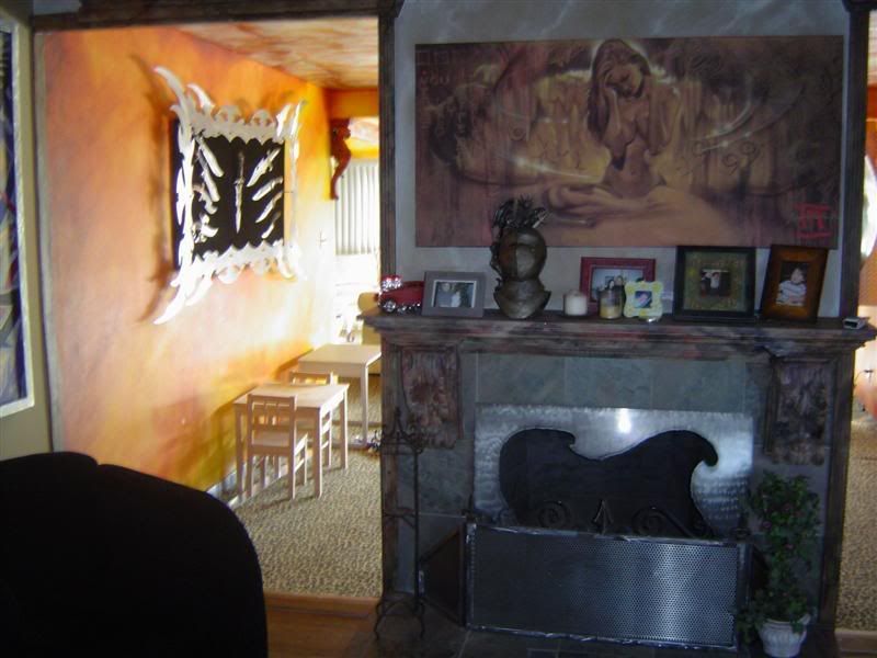 Image may have been reduced in size. Click image to view fullscreen.