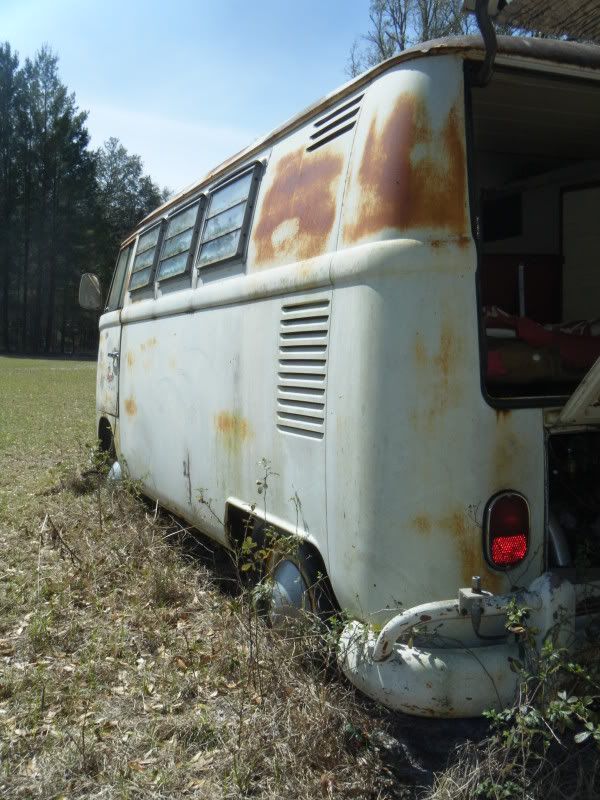 Image may have been reduced in size. Click image to view fullscreen.