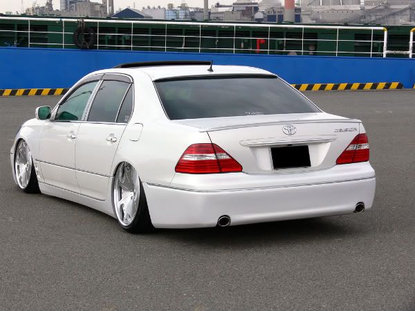 http://i52.photobucket.com/albums/g35/excelzx3/VIP%20Celsior/ls460celsior.jpg