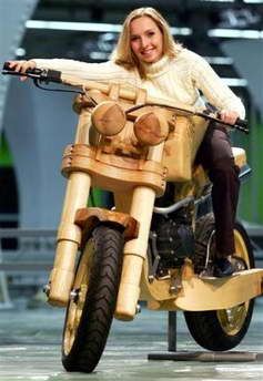 Wooden Motorcycle Coisas incríveis feitas de madeira