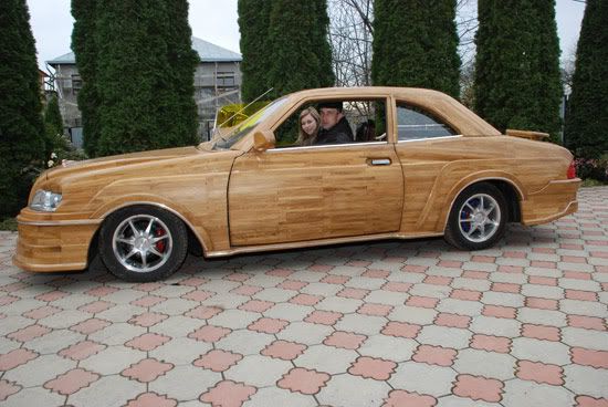 carro Coisas incríveis feitas de madeira