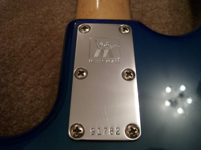 efaandguitar011.jpg