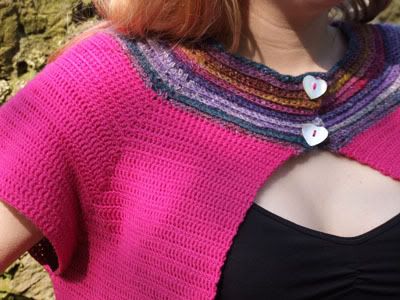free crochet top pattern, treble stitch, double crochet stitch, single crochet stitch, free pink top, simple free pattern, Ravelry free pattern crochet