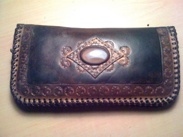 LeatherWallet001.jpg?t=1294331418