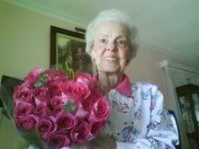 granny loves dr resiser flowers
