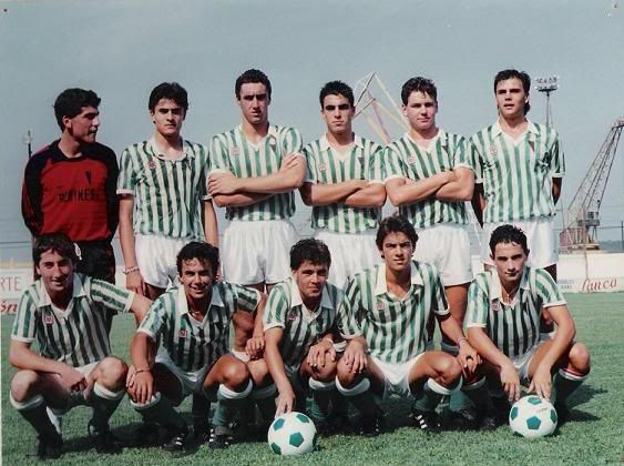 Perines liga nacional 1988-89 son:De pie izquierda a derecha: Juanma, Fran, Rafa, Iñigo, Quique y Mazon. Agachados izquierda a derecha: Chiri, Coque, Sergio, Pepe y Guisasola. 