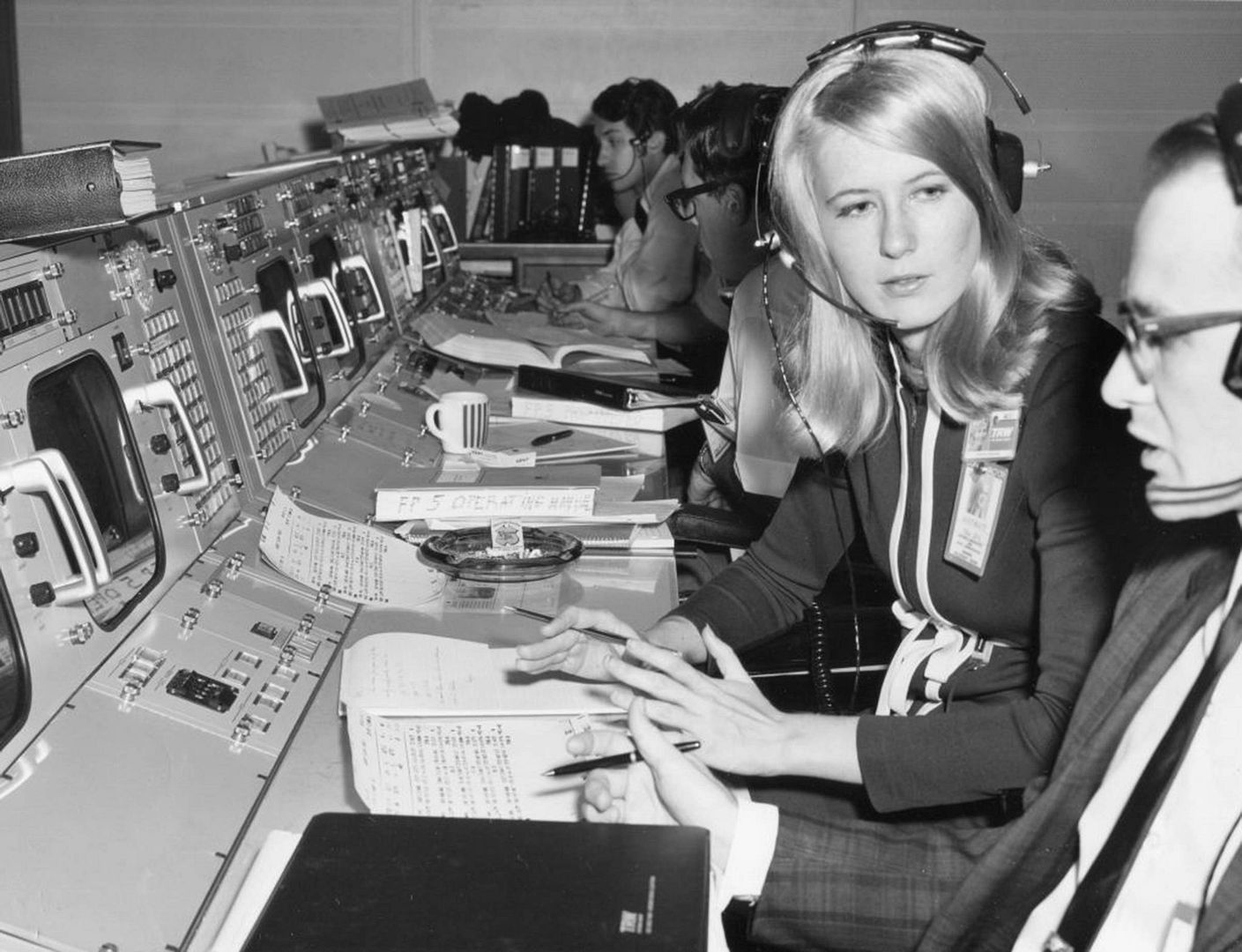  photo poppy-northcutt-first-woman-mission-control.jpg